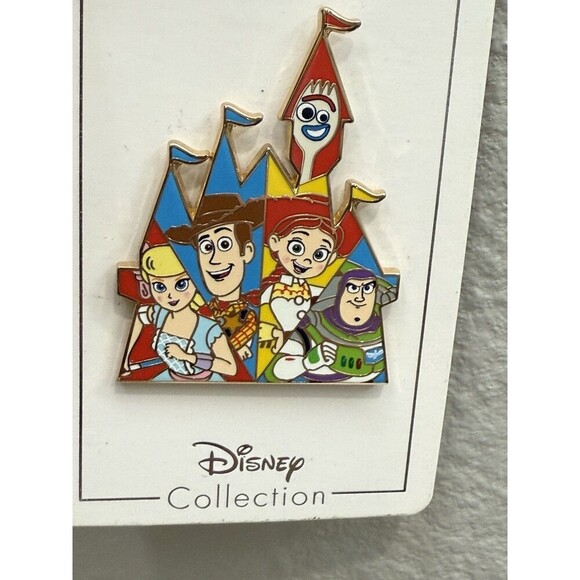 Disney Bundle Crossbody Collector Pin & Vintage Keychain - Picture 4 of 6